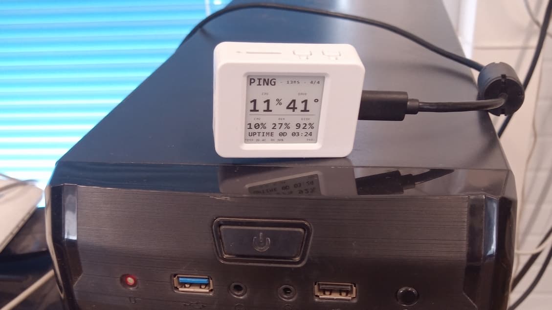Монитор на e-ink для сервера за выходные